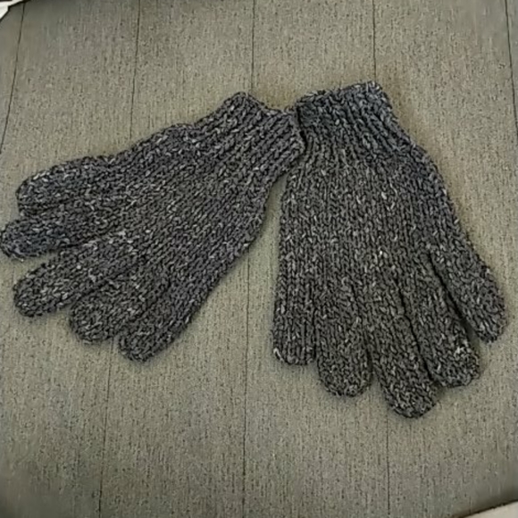 Handmade wool gloves - Picture 3 of 6